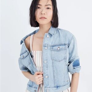 Madewell The Boxy-Crop Jean Jacket in Fitzgerald Wash